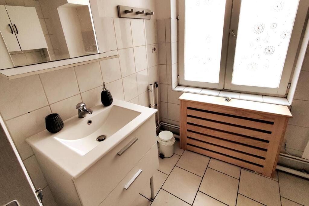 Logement Entier Proche Tribunaux Douai Dış mekan fotoğraf